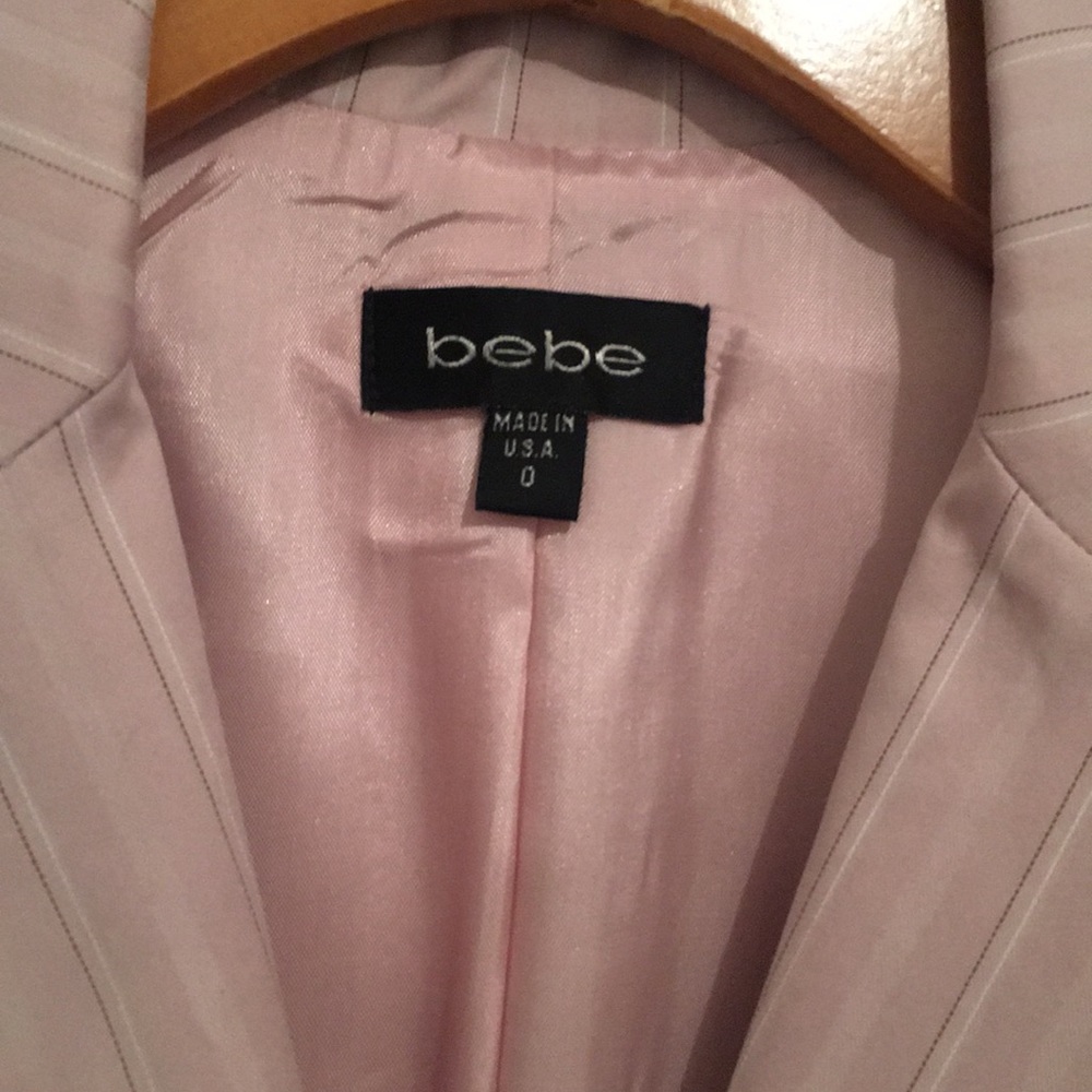 Bebe blazer - Picture 2 of 3